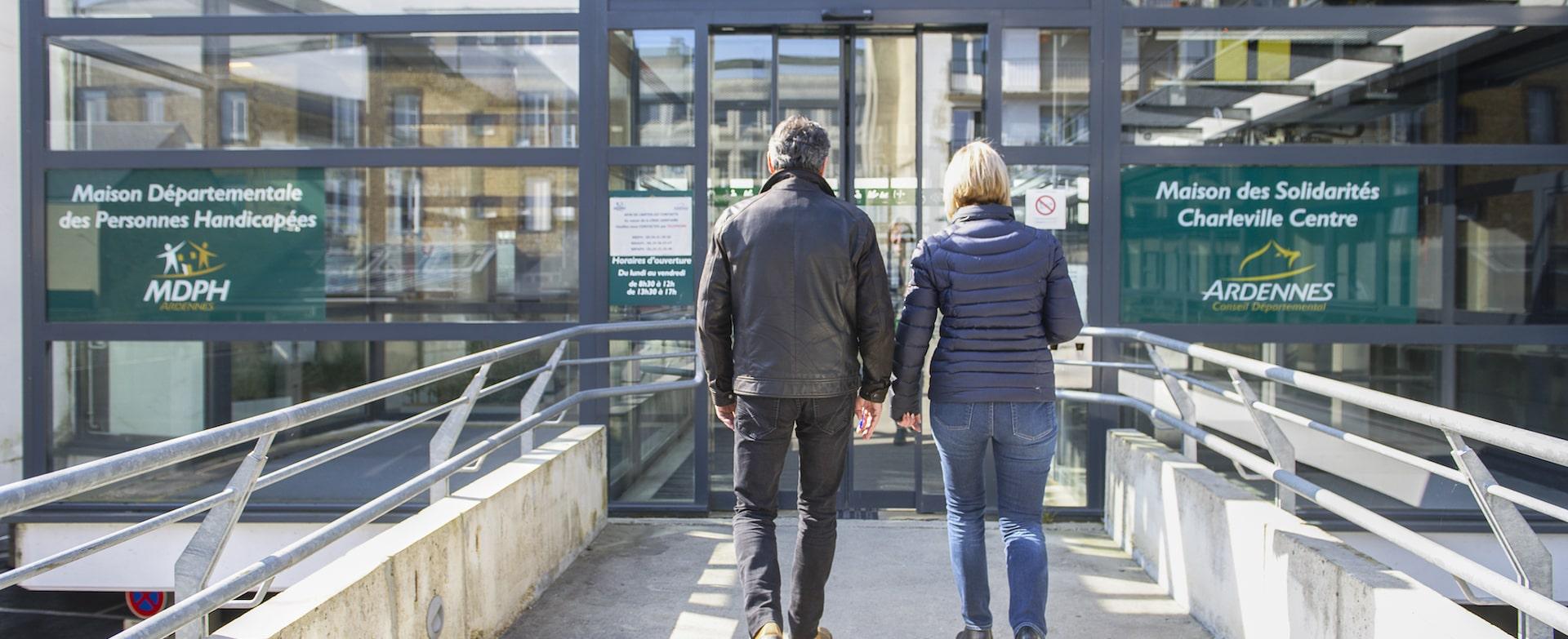 Bannière d'accueil de la maison départementale des personnes handicapées